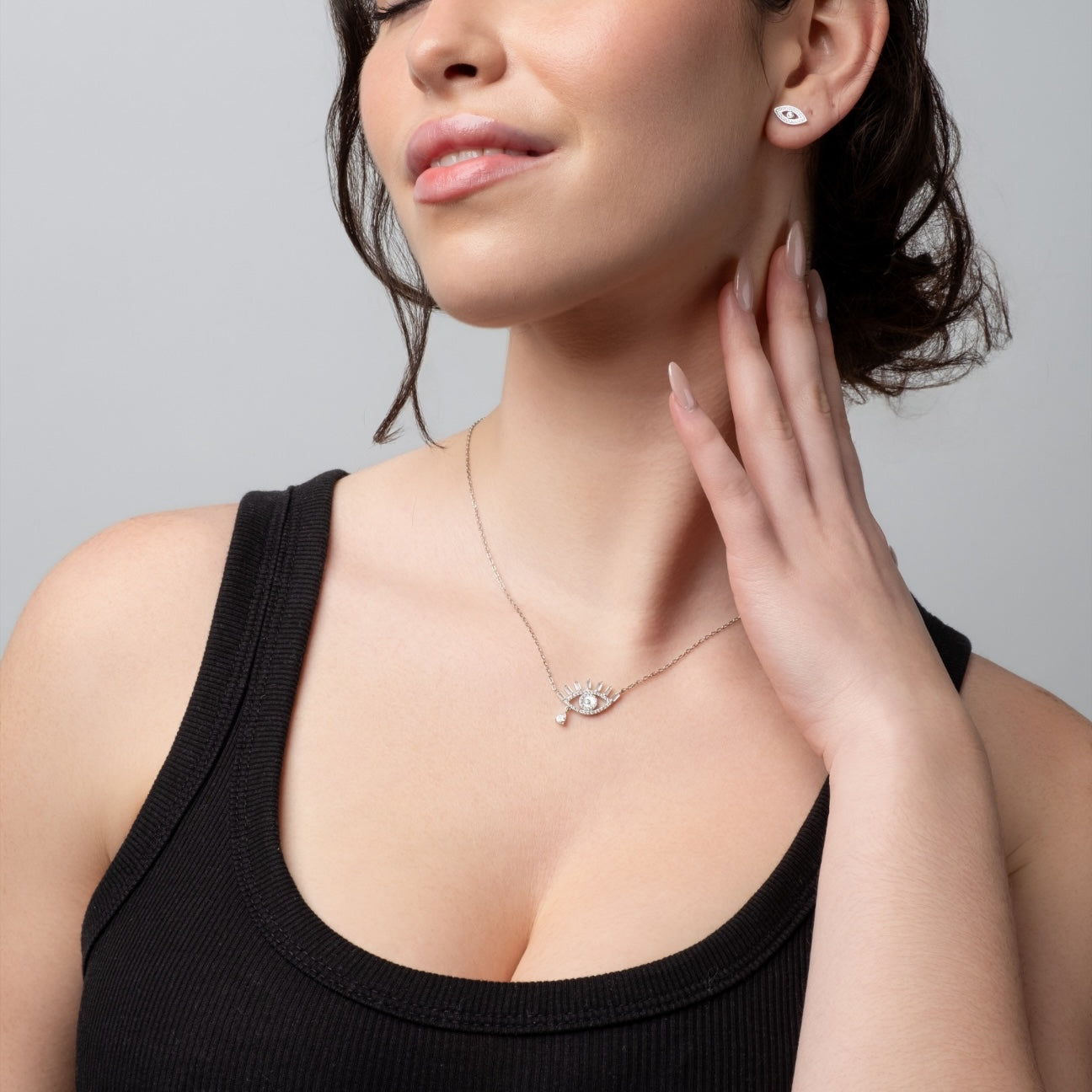 PROTECTIVE EYE NECKLACE